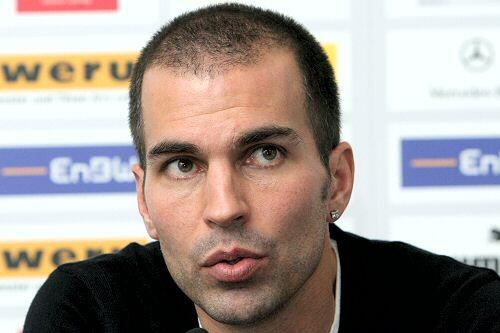 Markus Babbel (42):

Ob bald ein Löwen-Tattoo auf Babbels Körper prangt? Der gebürtige Münchner kennt die Stadt, hat wie Poschner eine Stuttgart-Vergangenheit und ist zuletzt in Hoffenheim einzig an den dortigen Querelen um Manager, Berater und Mäzen gescheitert. Seit zwei Jahren ohne Job.