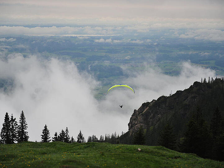 Mit dem Gleitschirm und zu Fuß unterwegs: Teilnehmer bei den X-Alps