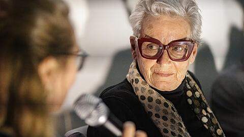 Sabine Csampai ist inzwischen 72 - und empört sich über die Zustände im heutigen München.