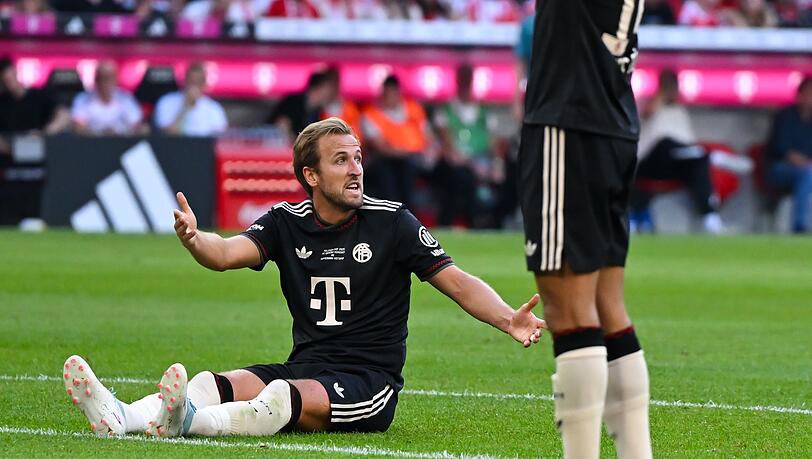 Erst trifft er, dann verschießt er: Harry Kane.