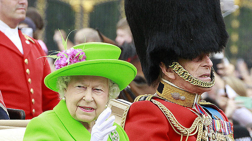 Queen Elizabeth und Gatte Prinz Philip im Jahr 2016 bei der Militärparade "Trooping the Colour".