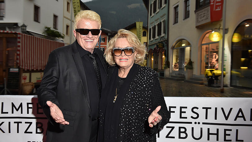 Heino und Hannelore waren 44 Jahre verheiratet: Sie heirateten im April 1979. Hannelore starb am 8. November 2023 Heino und Hannelore waren 44 Jahre verheiratet: Sie heirateten im April 1979. Hannelore starb am 8. November 2023