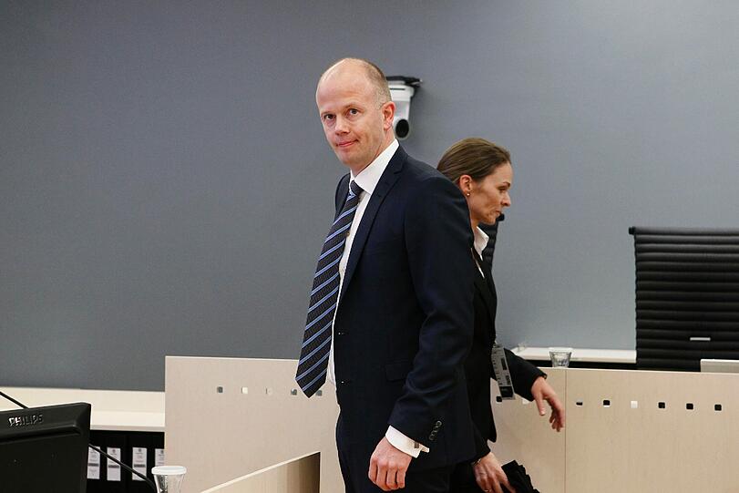 Ebenfalls kein beneidenswerter Job: der von Staatsanwalt Sven Holden.