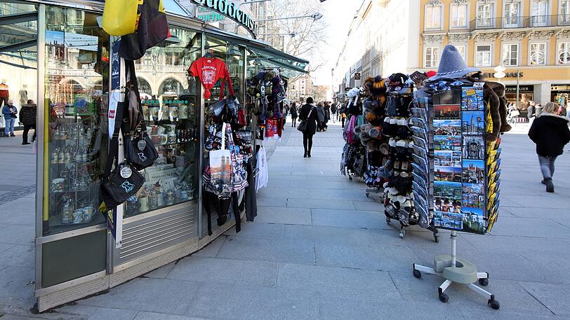 Sonntags bleibt er zu: ein Kiosk am Marienplatz. Aber das könnte sich bald ändern.