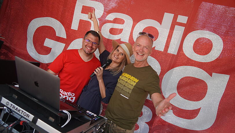 Das Radio Gong 96.3-Team sorgte mit bestem Sound für eine einzigartige Stimmung im Olympiapark. Das Radio Gong 96.3-Team sorgte mit bestem Sound für eine einzigartige Stimmung im Olympiapark.
