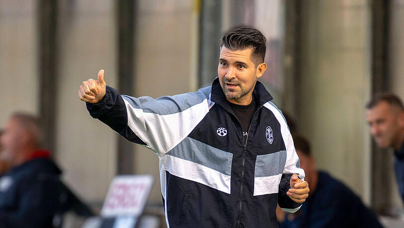 F&uuml;r Trainer Alper Kayabunar und den TSV 1860 geht es zur&uuml;ck in den Regionalliga-Alltag.