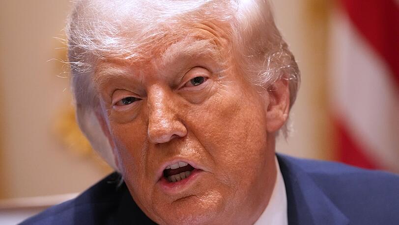Trump spricht über den aktuellen Stand der Verhandlungen zum Iran-Krieg. Trump spricht über den aktuellen Stand der Verhandlungen zum Iran-Krieg.