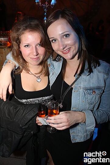 Semester Opening und alle waren gekommen in den Neuraum. Mehr Bilder unter: