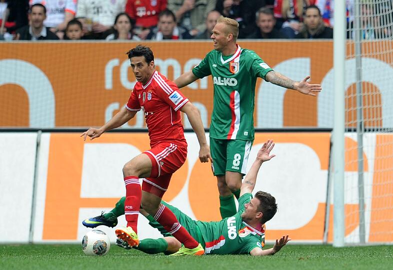 CLAUDIO PIZARRO NOTE 5
Der Götze-Stellvertreter. Mehr im Mittelfeld auf der Zehner-Position zu finden. Oder als hängende Spitze? Fand seine Rolle nicht wirklich.