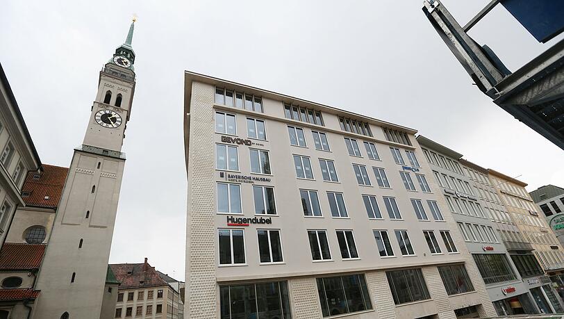Die Fenster sind nun alle auf einer Höhe.