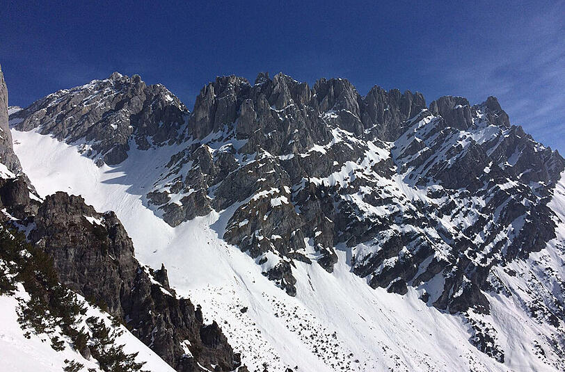 Vater und Sohn sterben bei einem Bergdrama im "Wilden Kaiser". Die Bilder von der Unfallstelle und dem Rettungseinsatz.