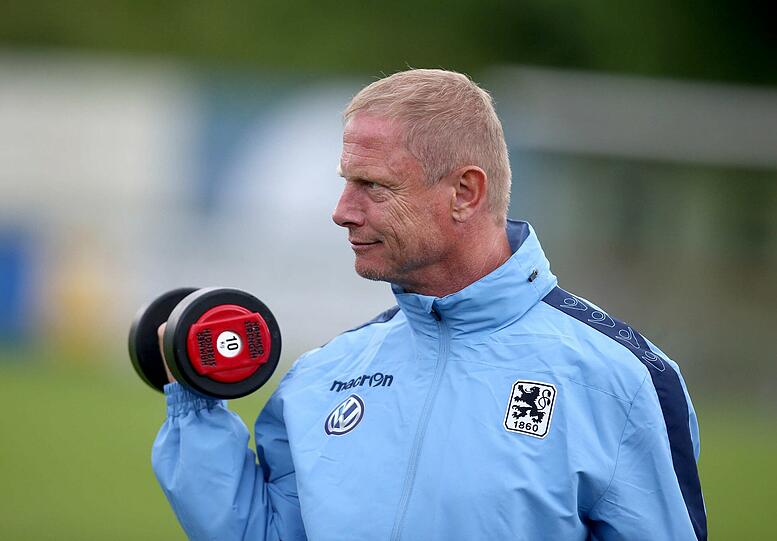 War mit den Kräfteverhältnissen gegen Swansea überhaupt nicht zufrieden: Löwen-Trainer Torsten Fröhling.