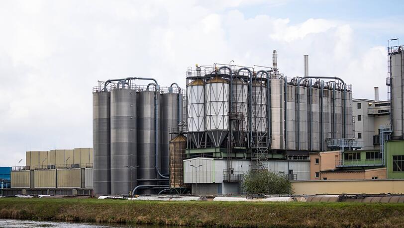 Ein Chemiewerk Gersthofen: In Bayern beschäftigen energieintensive Betriebe besonders viele Menschen.