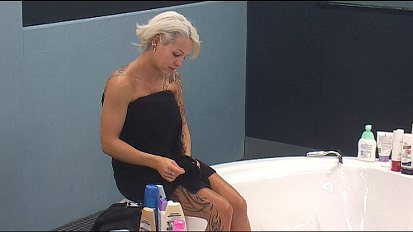 Sexy Cora und ihre heißesten Auftritte - Die Bilder