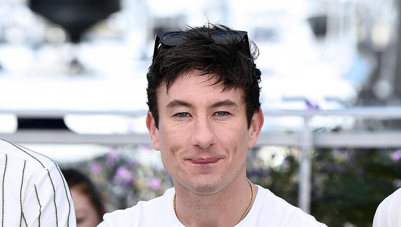 Barry Keoghan nimmt kein Blatt vor den Mund und verrät so einige Details zu seinem Film "Saltburn". Barry Keoghan nimmt kein Blatt vor den Mund und verrät so einige Details zu seinem Film "Saltburn".