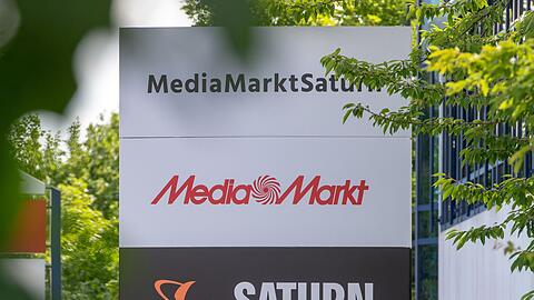Die EU nimmt die geplante &Uuml;bernahme der Mediamarkt-Saturn-Mutter Ceconomy durch den chinesischen Konzern JD.com unter die Lupe. China geht nun dagegen vor. (Archivbild)