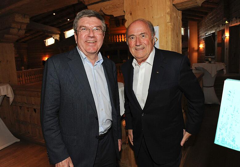 Dr. Thomas Bach (l.) und Joseph S. Blatter.
