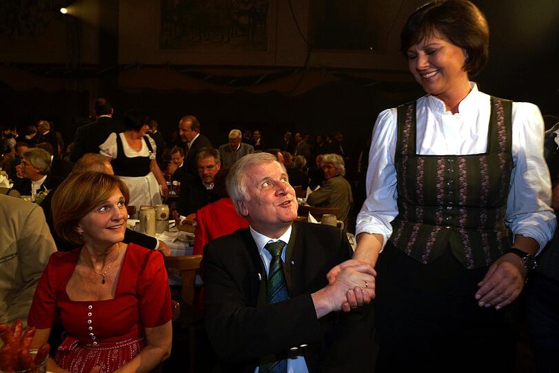 Karin und Horst Seehofer mit Ilse Aigner.