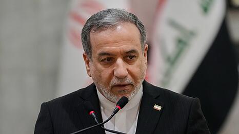 Irans Au&szlig;enminister wird Berichten zufolge im Oman erwartet. (Archivbild)