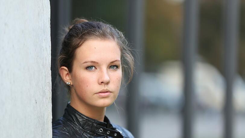 Nina L., 17 Jahre Nina L., 17 Jahre
