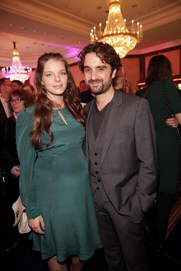 Das Schauspieler-Paar Yvonne Catterfeld und Oliver Wnuk am 08.02.2014 beim Empfang des Medienboards Berlin-Brandenburg.