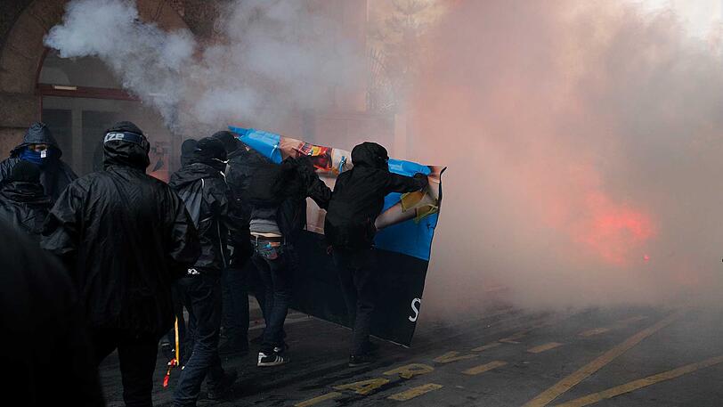 Binnen kurzer Zeit eskalierte in Nantes die Gewalt (Archivbild).