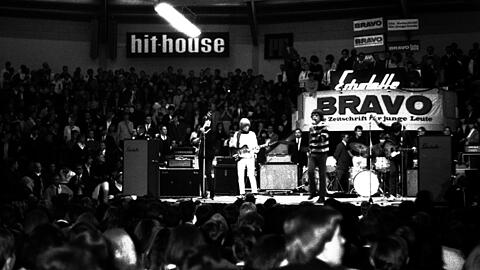 Ausgerichtet von einer "Zeitschrift für junge Leute", der "Bravo", spielen die Stones im September 1965 ihr allererstes München-Konzert im Circus Krone.