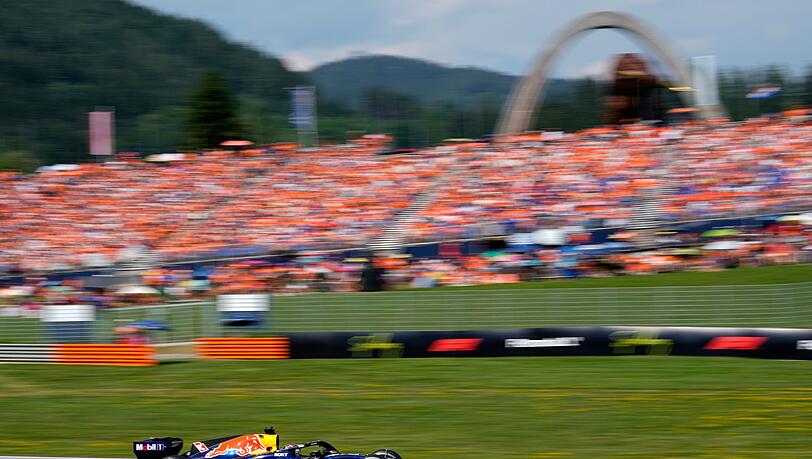 Max Verstappen war vor vielen niederl&auml;ndischen Fans zufrieden mit Platz zwei.