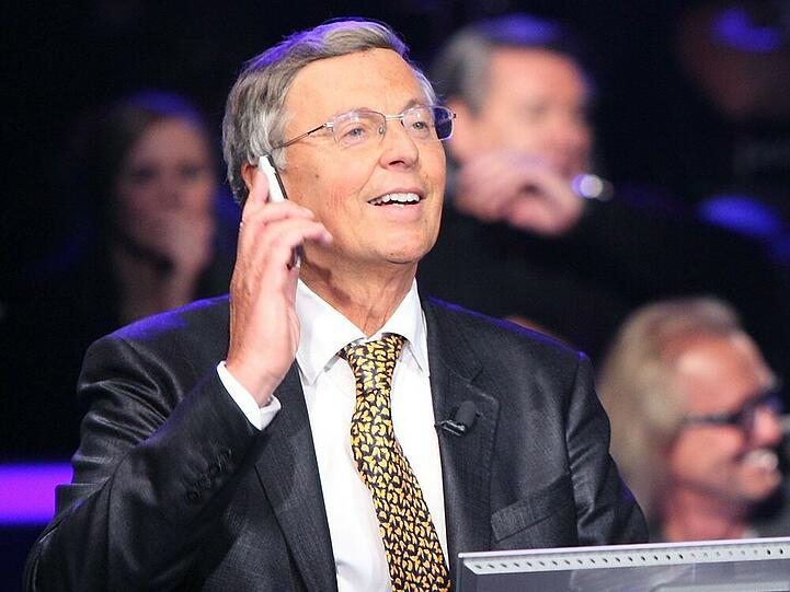 Wolfgang Bosbach versucht bei "Wer wird Millionär?" Kanzlerin Angela Merkel zu erreichen
