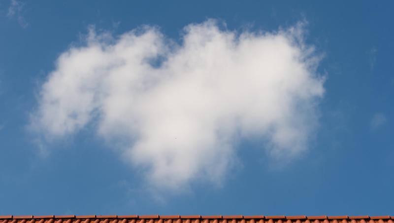 Solarzellen auf einem Ziegeldach. Das Klimapaket der Bundesregierung steht, doch in den Ländern gibt es dafür viel Kritik. Solarzellen auf einem Ziegeldach. Das Klimapaket der Bundesregierung steht, doch in den Ländern gibt es dafür viel Kritik.