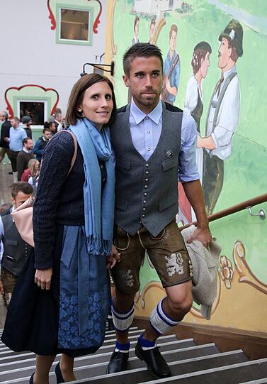 Klicken Sie sich durch die besten Bilder zum Oktoberfestbesuch der Sechzger.