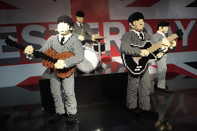 Die Beatles aus Legosteinen.