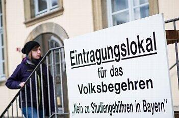 Wie hier im Bamberger Rathaus liegen auch in München ab Donnerstag die Listen für das Volksbegehren aus.