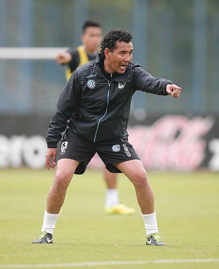 Ricardo Moniz packt an: Bilder von der ersten Trainingseinheit unter dem neuen Trainer.