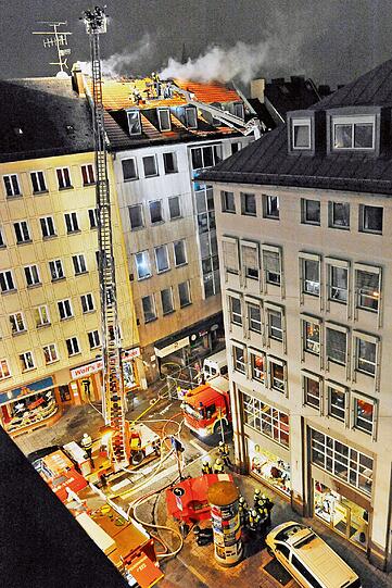 2014: Bei Bauarbeiten am Altheimer Eck bricht ein Feuer aus.