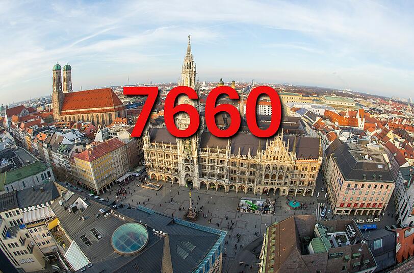 ... Menschen pendeln aus Rosenheim zur Arbeit nach München.