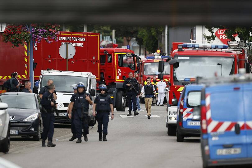 Die Polizei hat beide Täter erschossen.