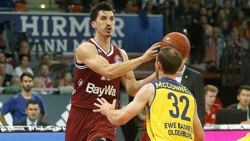 Auf Rekordkurs: Bayerns Nihad Djedovic (l.).