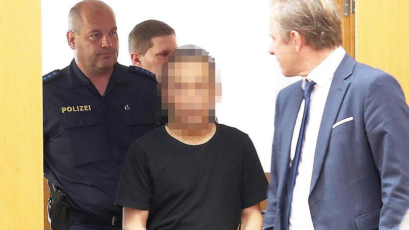 Abutalip S. (48) musste sich wegen Mordes an einem Mitbewohner vor dem Landgericht verantworten.