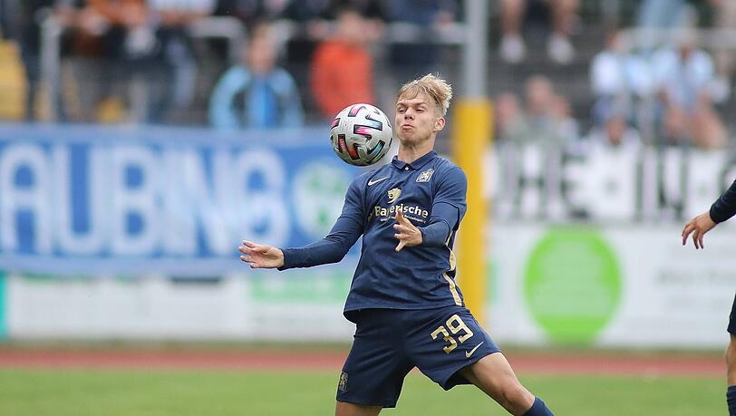 1,86 Meter groß, aber noch schmal: 1860-Innenverteidigertalent Leo Morgalla.