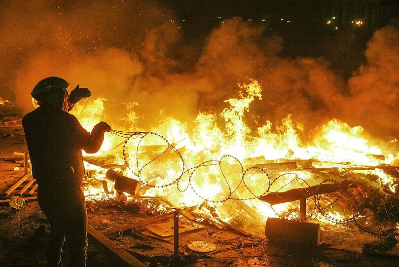 Blut, Feuer, Gewalt: Die Situation in Kiew ist in der Nacht weiter eskaliert. Die Bilder aus der Ukraine.