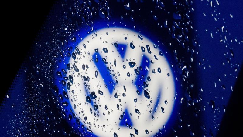 Der Rabatt werde vom 24. Januar an bei der Inzahlungnahme von Euro-4- oder Euro-5-Diesel-Fahrzeugen zusätzlich zum Gebrauchtwagenwert gewährt, teilte VW mit. Der Rabatt werde vom 24. Januar an bei der Inzahlungnahme von Euro-4- oder Euro-5-Diesel-Fahrzeugen zusätzlich zum Gebrauchtwagenwert gewährt, teilte VW mit.