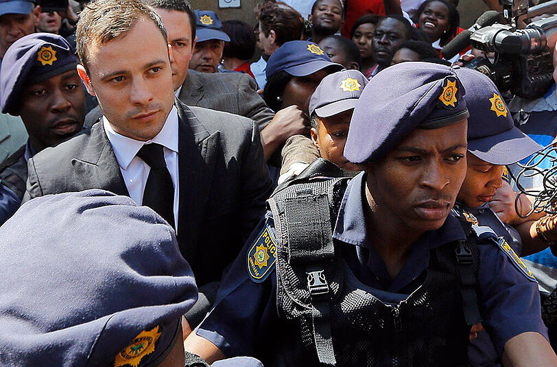 Oscar Pistorius am 12. September 2014 auf dem Weg ins Gericht. Jetzt steht seine Haftentlassung unmittelbar bevor.