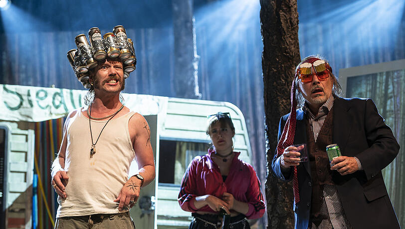 Das Theaterstück "Jerusalem" hat ein offenes Ende. Das Theaterstück "Jerusalem" hat ein offenes Ende.