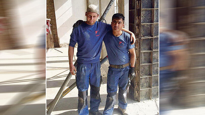 Tavus Qurban (r.) ist bei seinen Kollegen beliebt. Sie alle stehen hinter ihm. Tavus Qurban (r.) ist bei seinen Kollegen beliebt. Sie alle stehen hinter ihm.