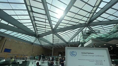 Die UN-Klimakonferenz findet im World Conference Center statt.