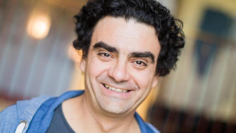 Startenor Rolando Villazón hat während des Corona-Lockdowns eine gute Zeit mit seiner Familie. Startenor Rolando Villazón hat während des Corona-Lockdowns eine gute Zeit mit seiner Familie.