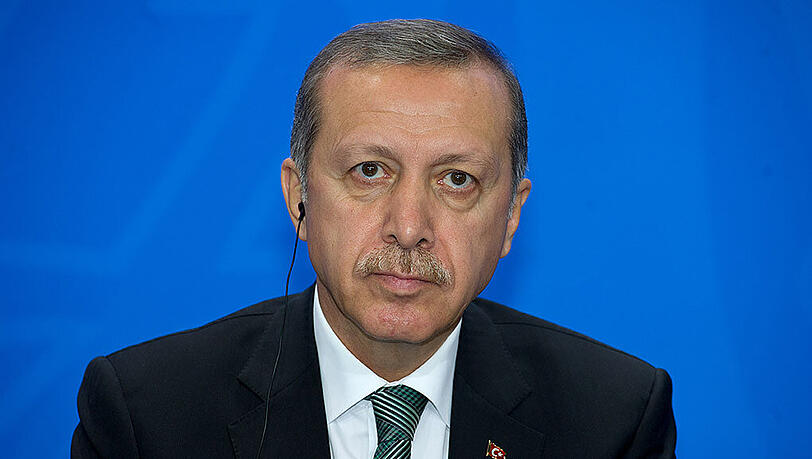 Der türkische Staatspräsident Recep Tayyip Erdogan hat den Friedensprozess mit den Kurden für beendet erklärt. Der türkische Staatspräsident Recep Tayyip Erdogan hat den Friedensprozess mit den Kurden für beendet erklärt.
