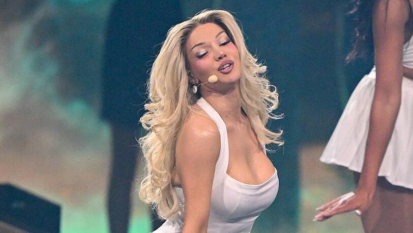 Shirin David ist aktuell auf "Schlau aber blond"-Tour.