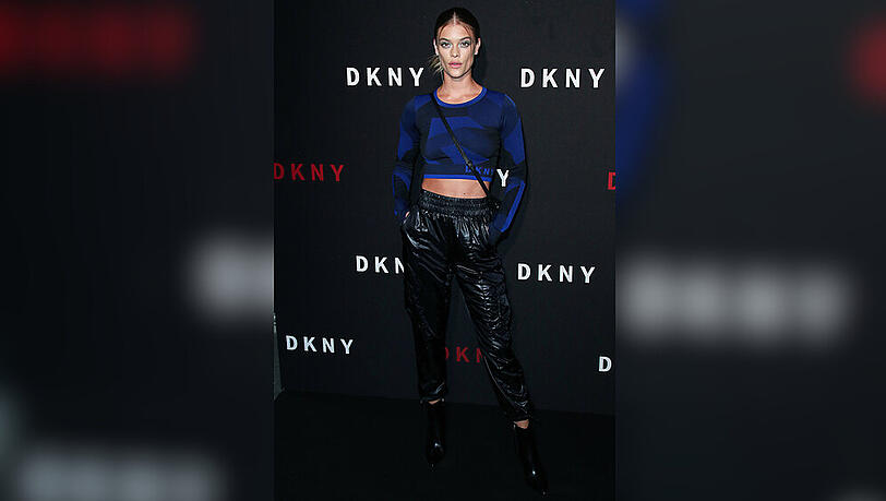 Model Nina Agdal trägt die Jogginghose auch bei öffentlichen Auftritten Model Nina Agdal trägt die Jogginghose auch bei öffentlichen Auftritten